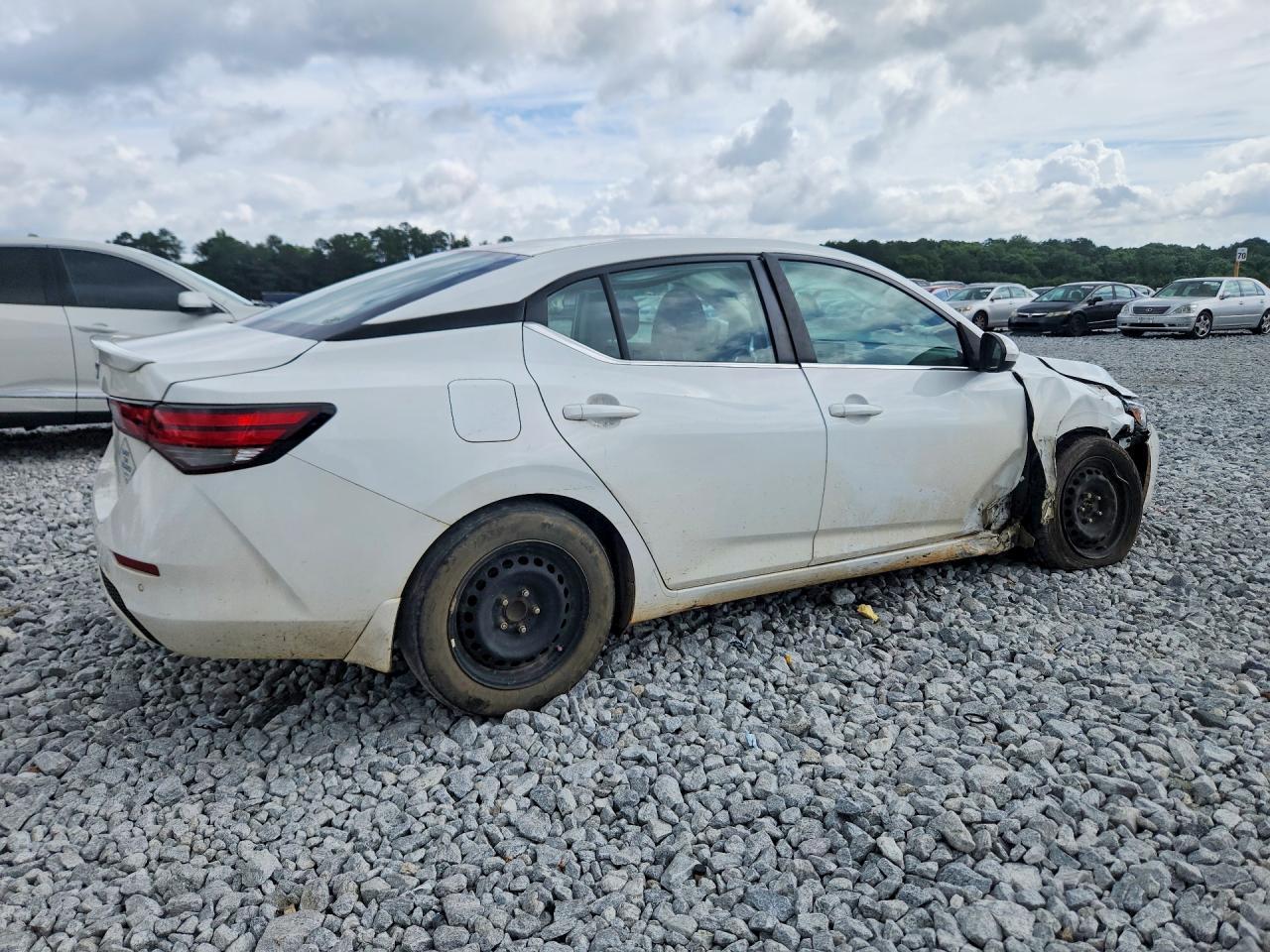 2021 Nissan Sentra S - Фото 3