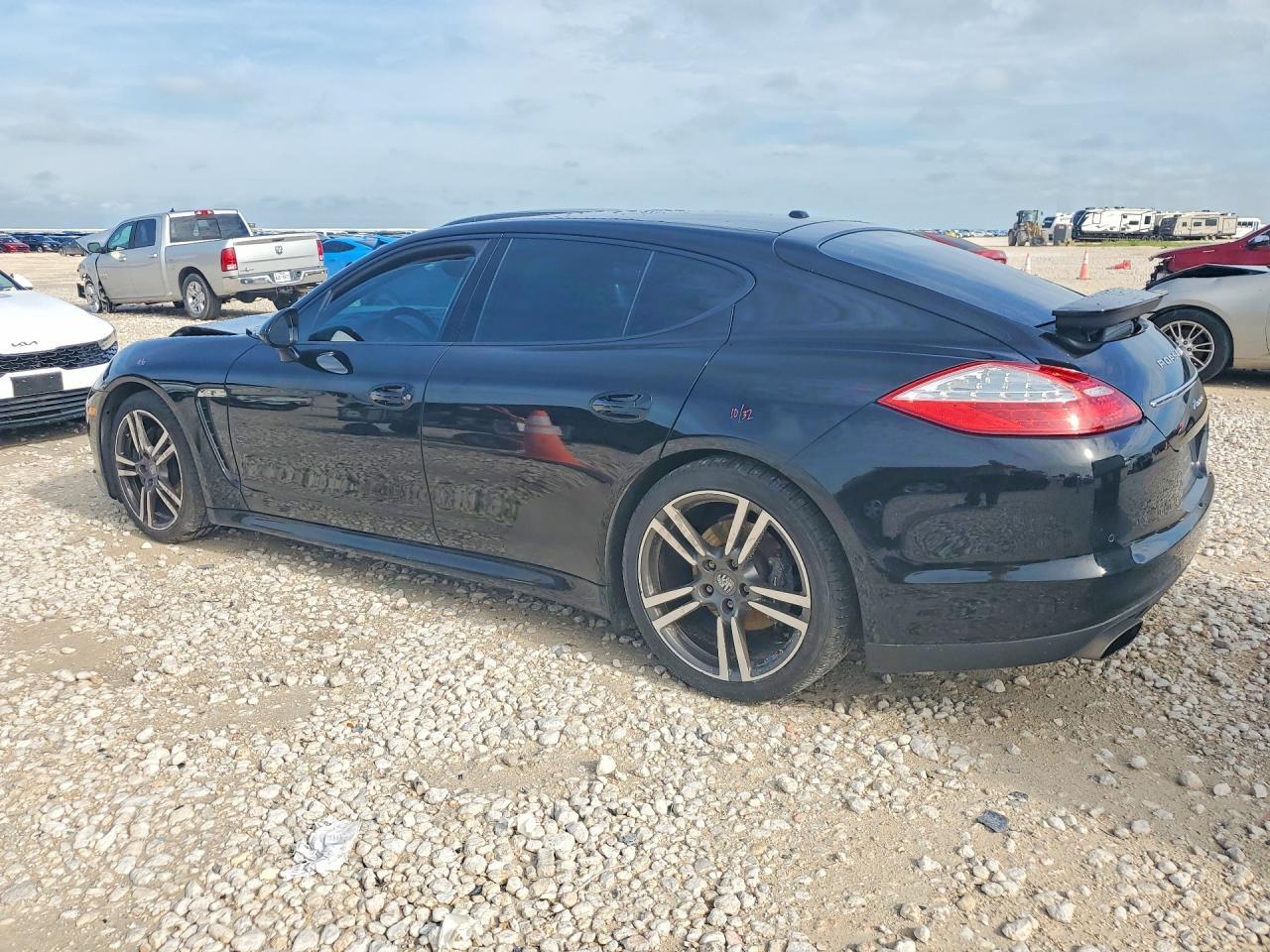 2011 Porsche Panamera 2 - Image 2