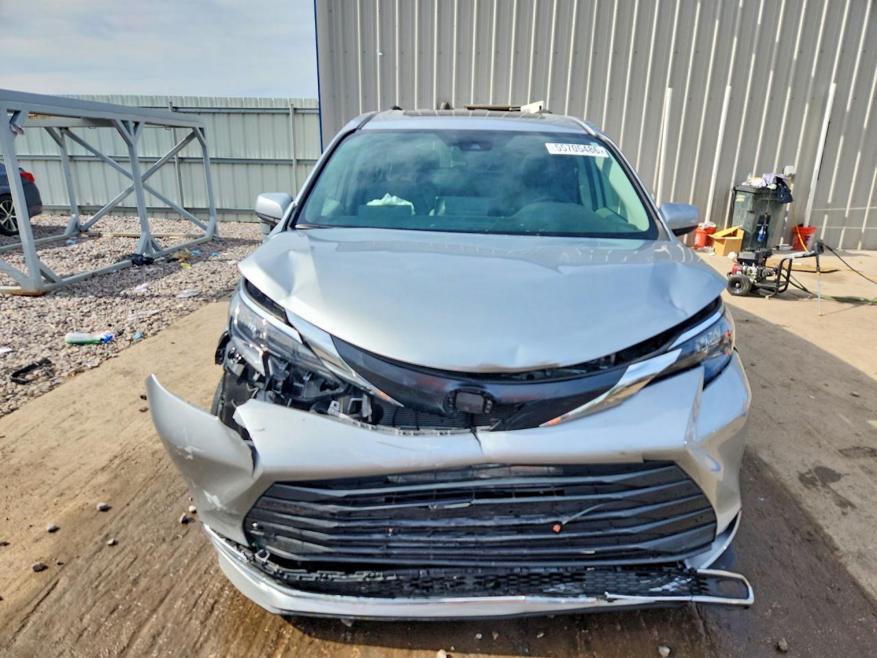 2024 Toyota Sienna Xle 7-Passenger - Image 5