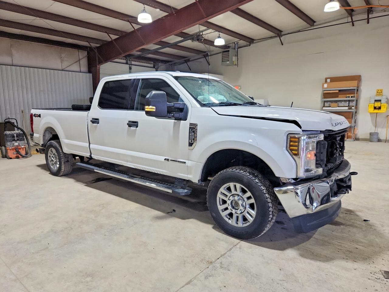 2018 Ford F250 Super Duty - Фото 4