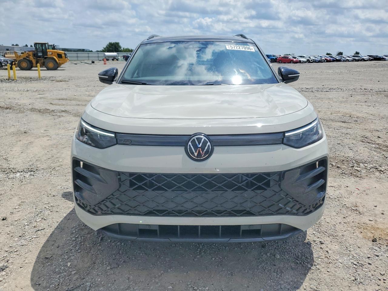 2026 Volkswagen Tiguan Se R-Line Black - Image 5