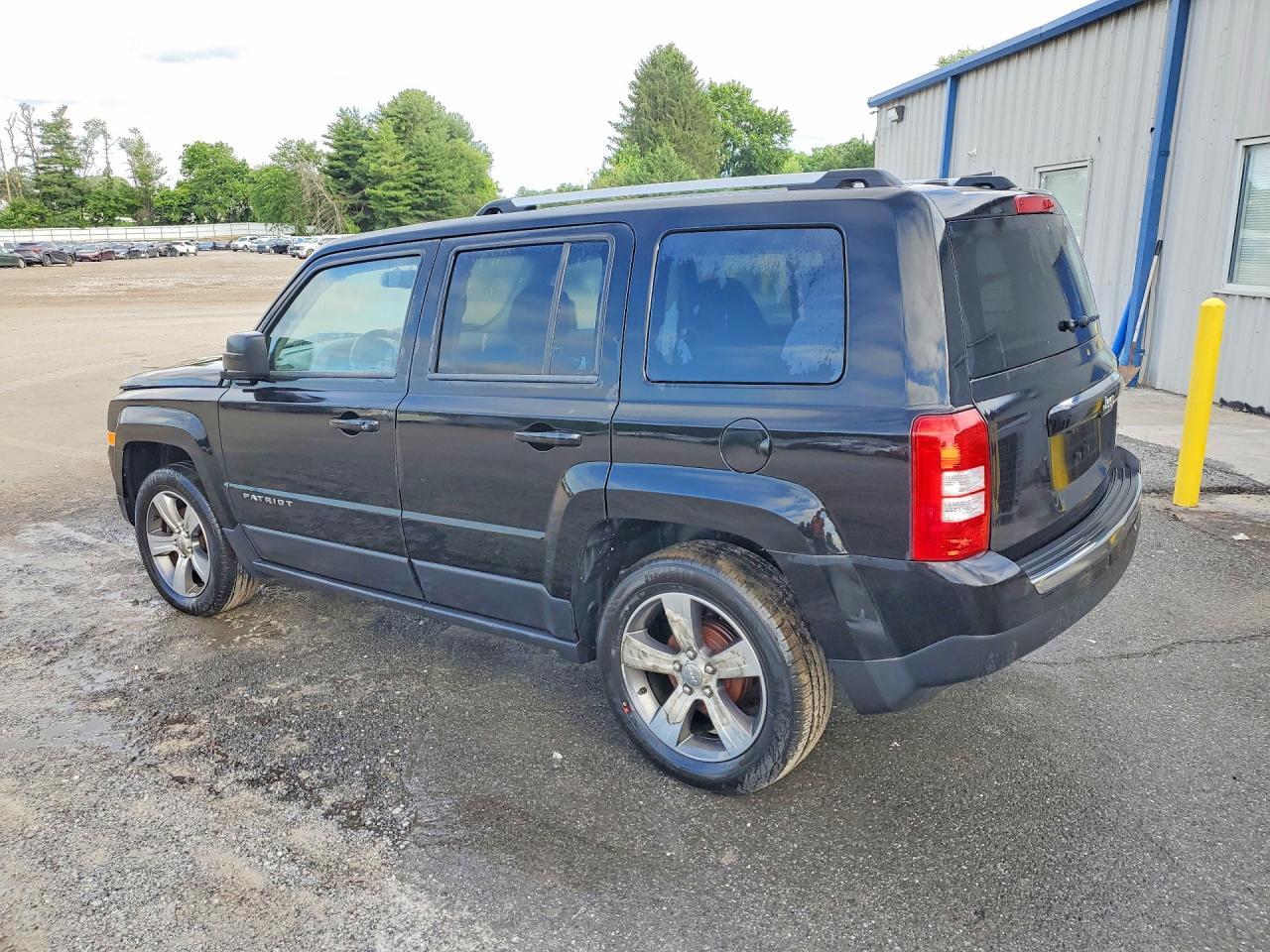 2017 Jeep Patriot Latitude - Image 2