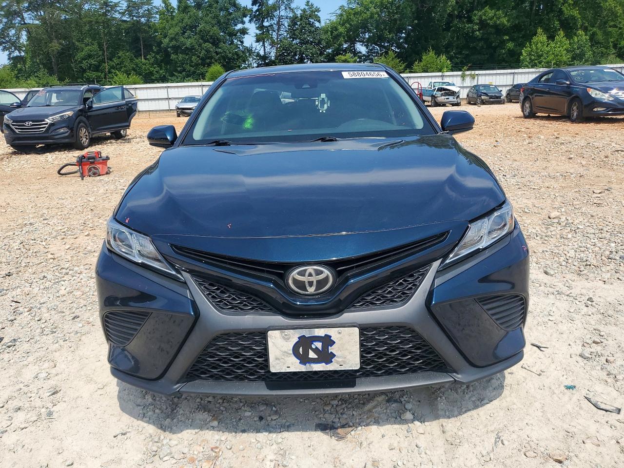 2018 Toyota Camry Se - Фото 5