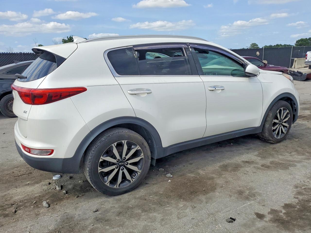 2017 Kia Sportage Ex - Фото 3