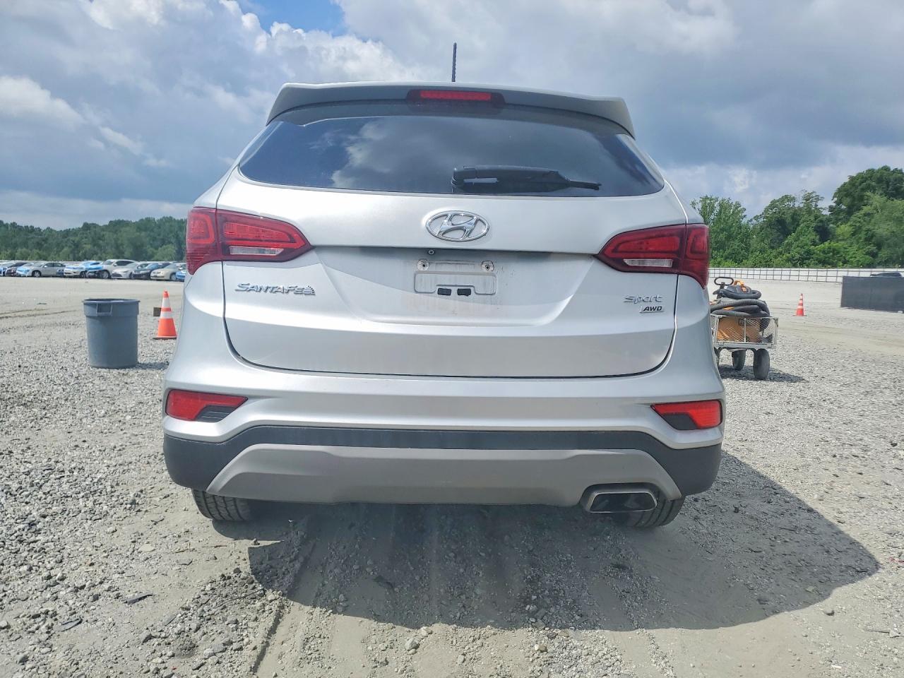 2018 Hyundai Santa Fe Sport 2.4L - Фото 6