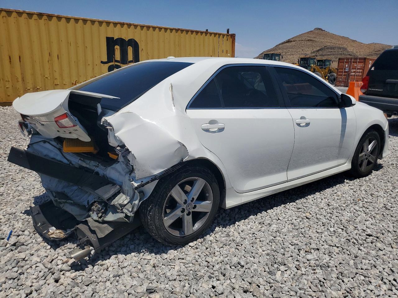 2013 Toyota Camry Se - Фото 3