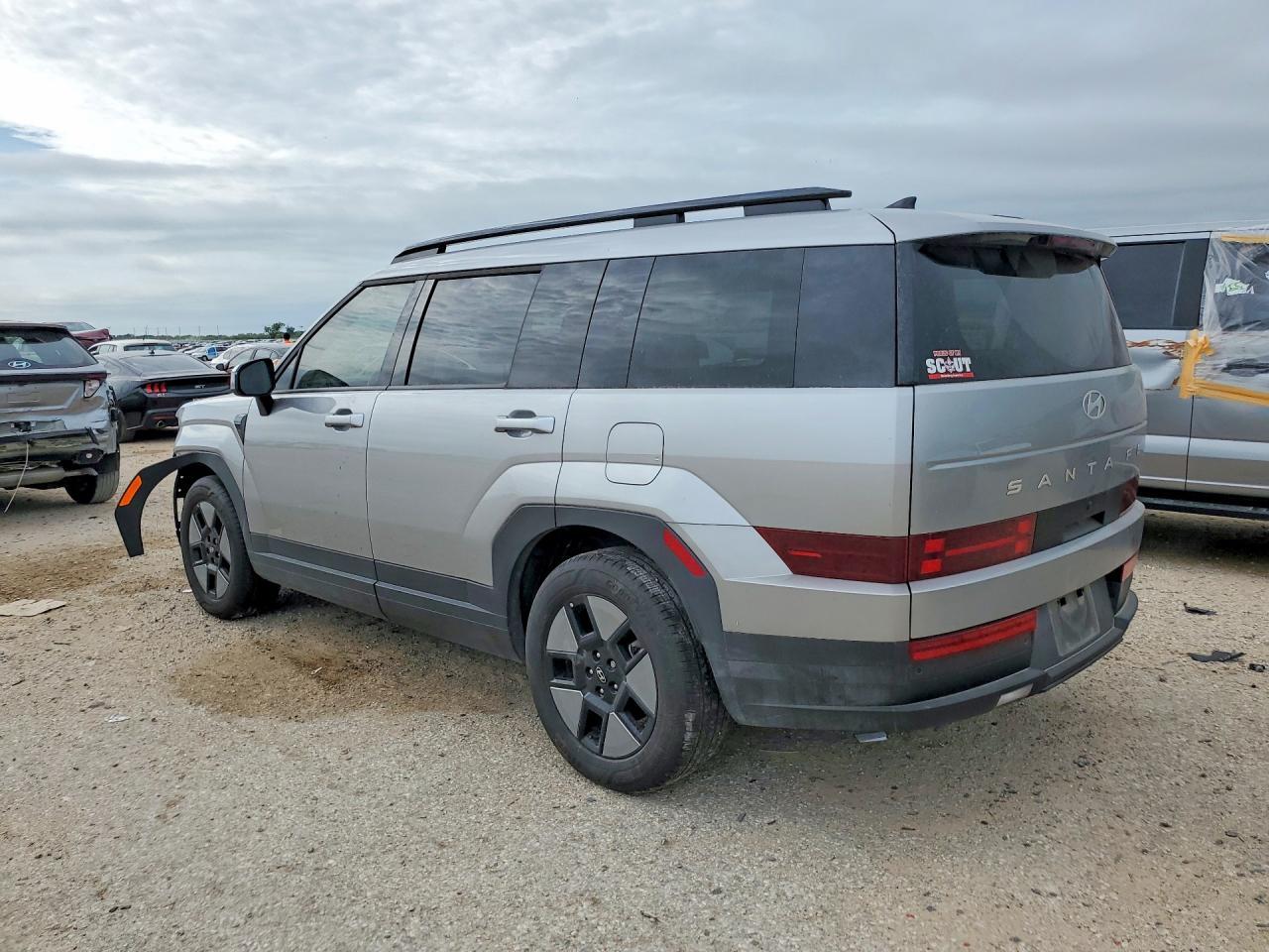 2024 Hyundai Santa Fe - Фото 2
