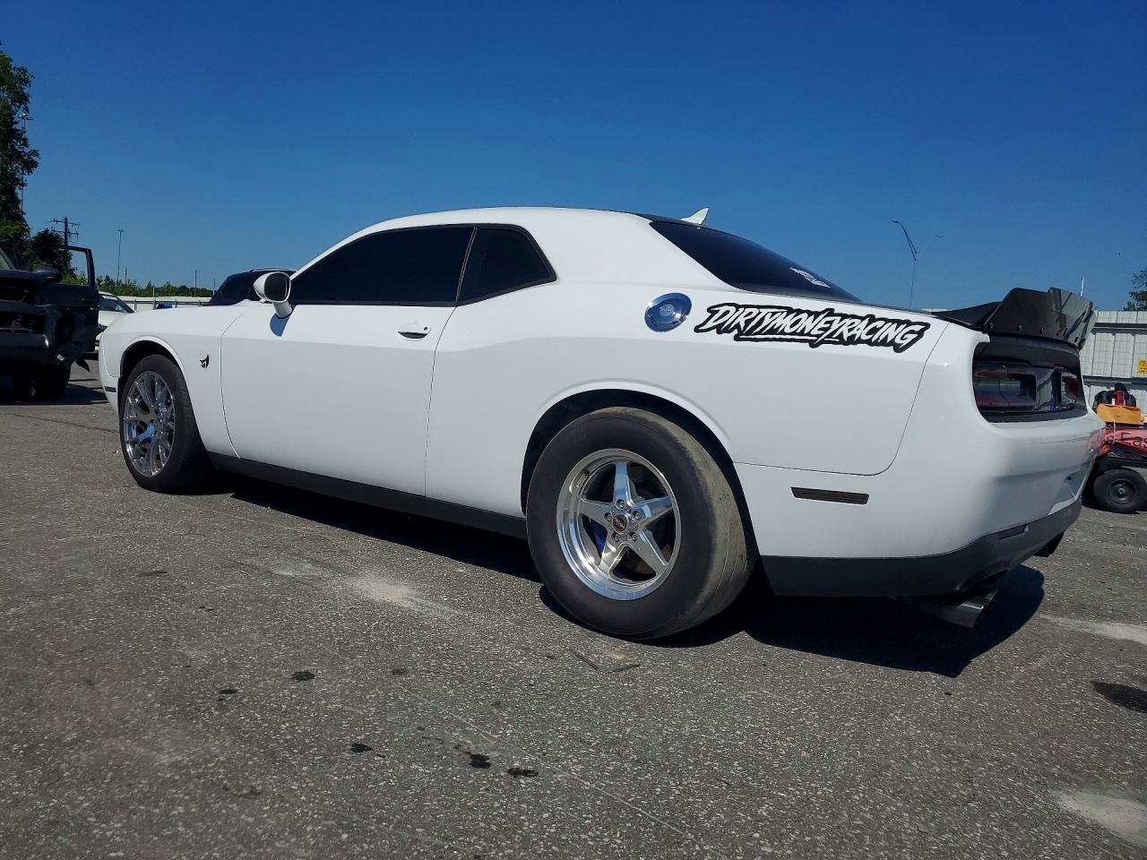 2017 Dodge Challenger R - Фото 2