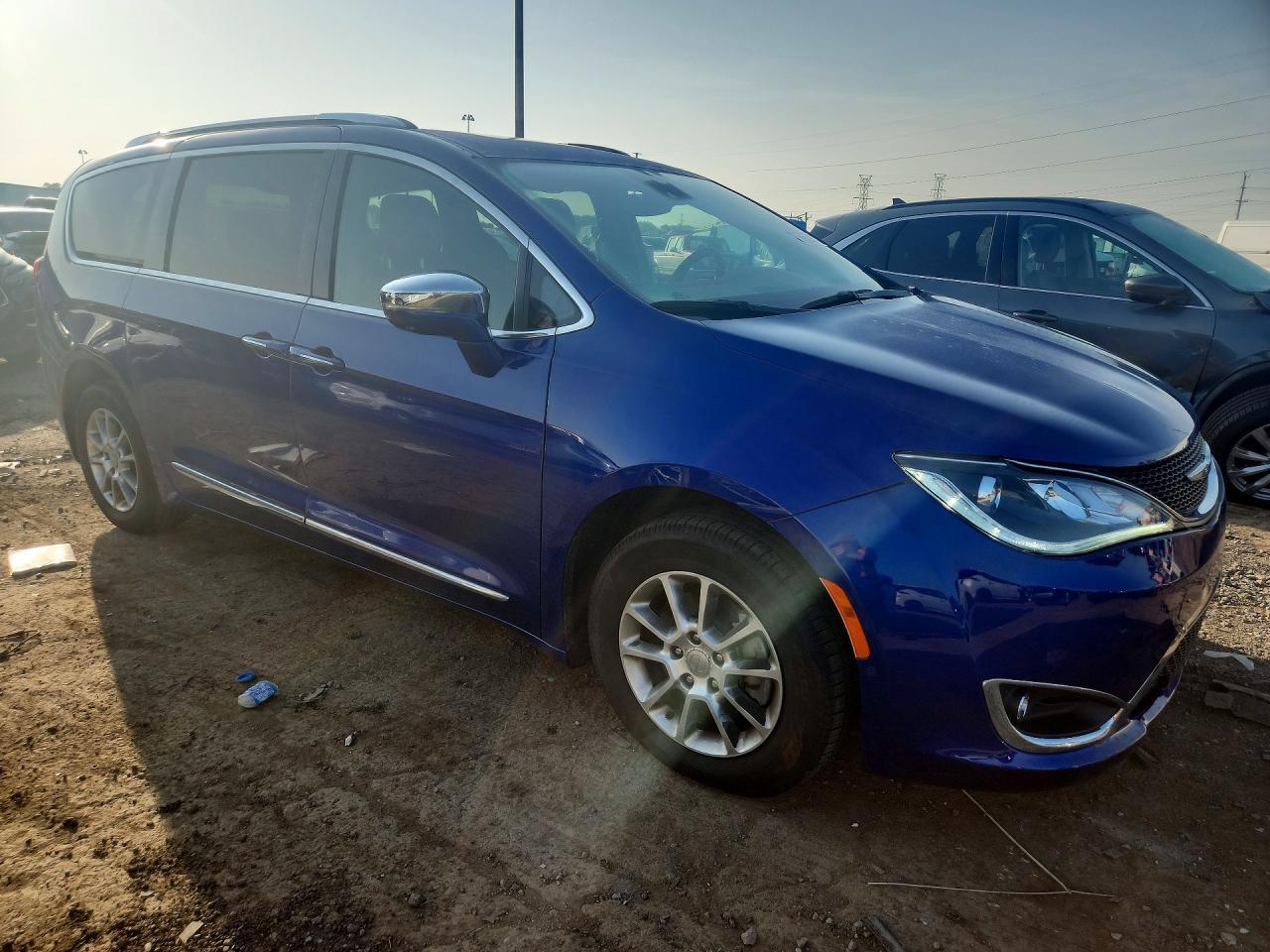2020 Chrysler Pacifica Limited - Фото 4