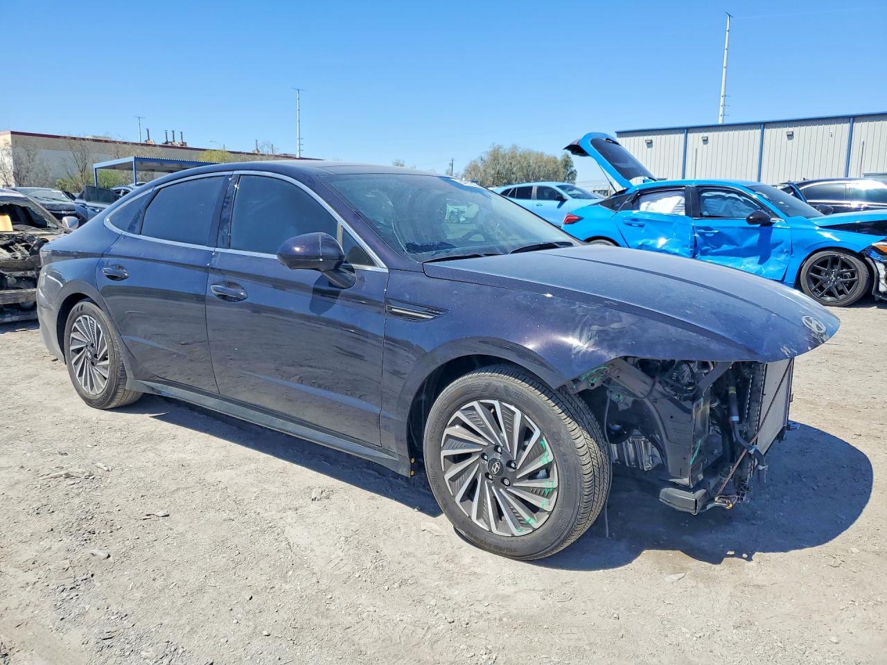 2025 Hyundai Sonata Hybrid Limited - Image 4