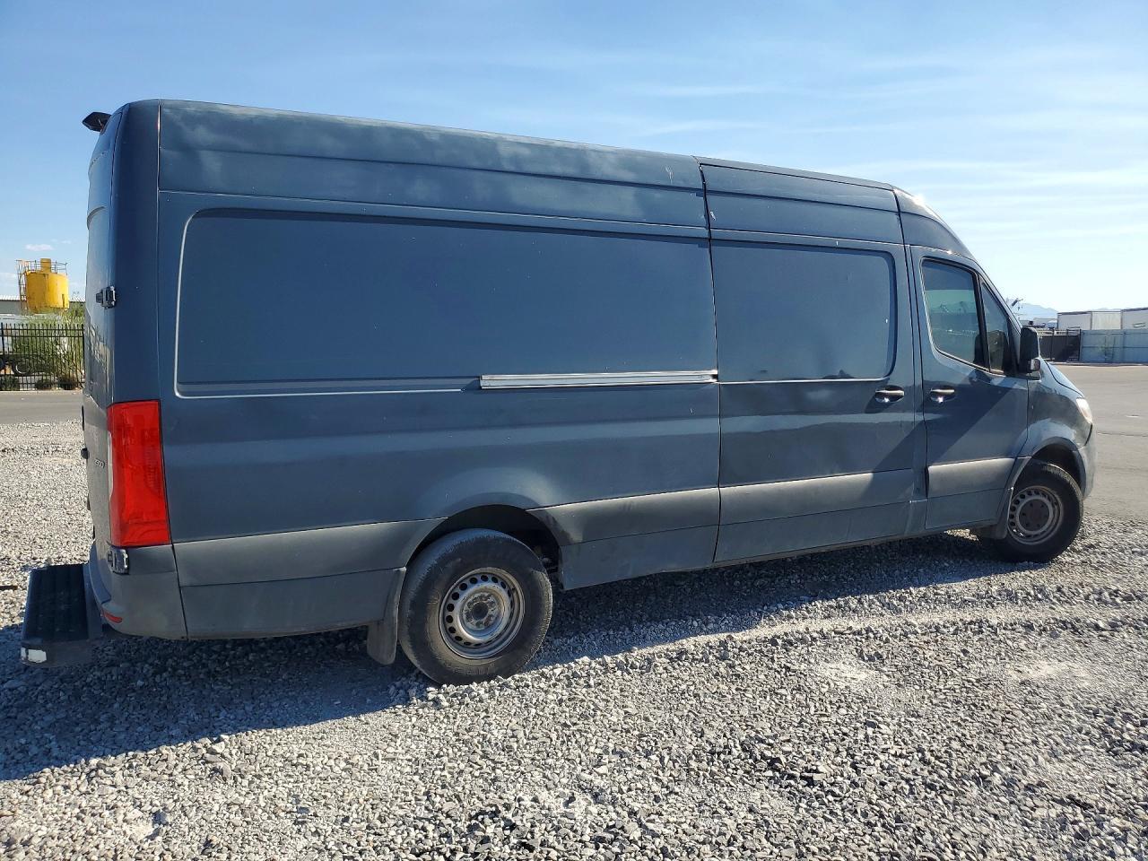 2019 Mercedes-Benz Sprinter 2500 - Image 3