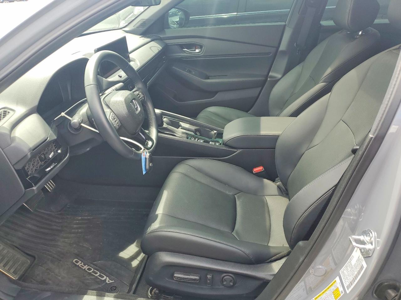 2025 Honda Accord Hybrid Sport-L - Фото 7