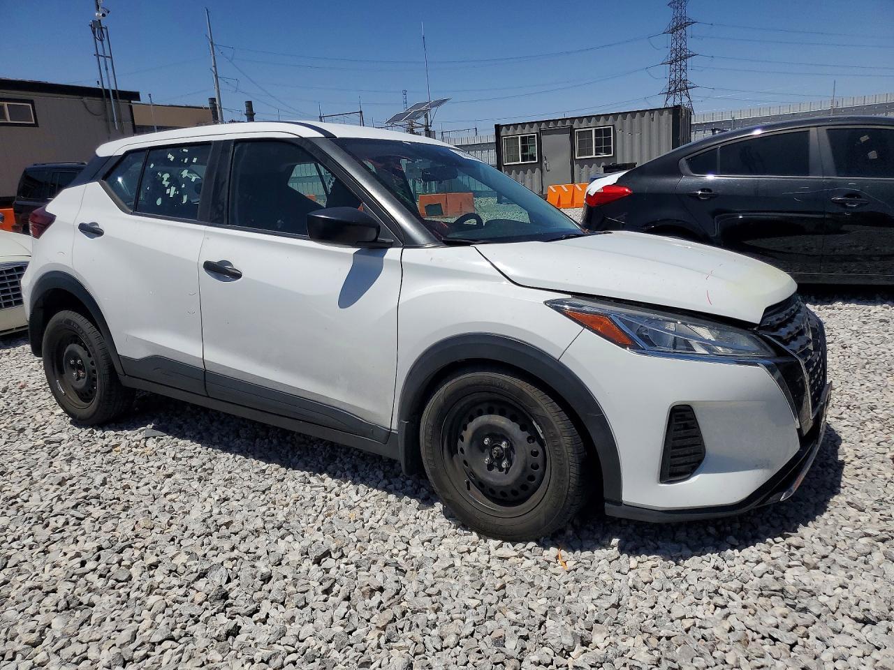 2022 Nissan Kicks S - Фото 4