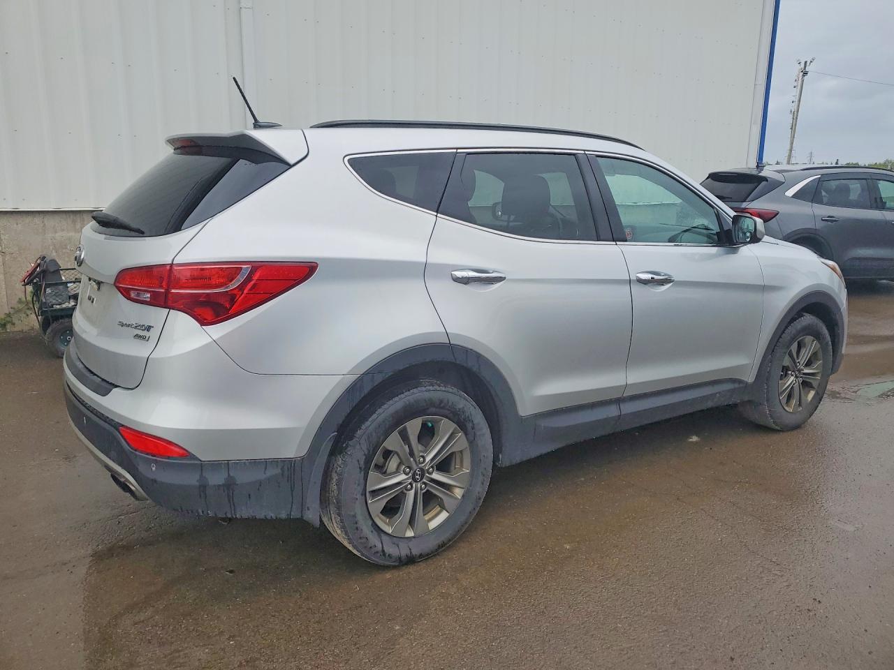 2016 Hyundai Santa Fe Sport 2.0T - Фото 3