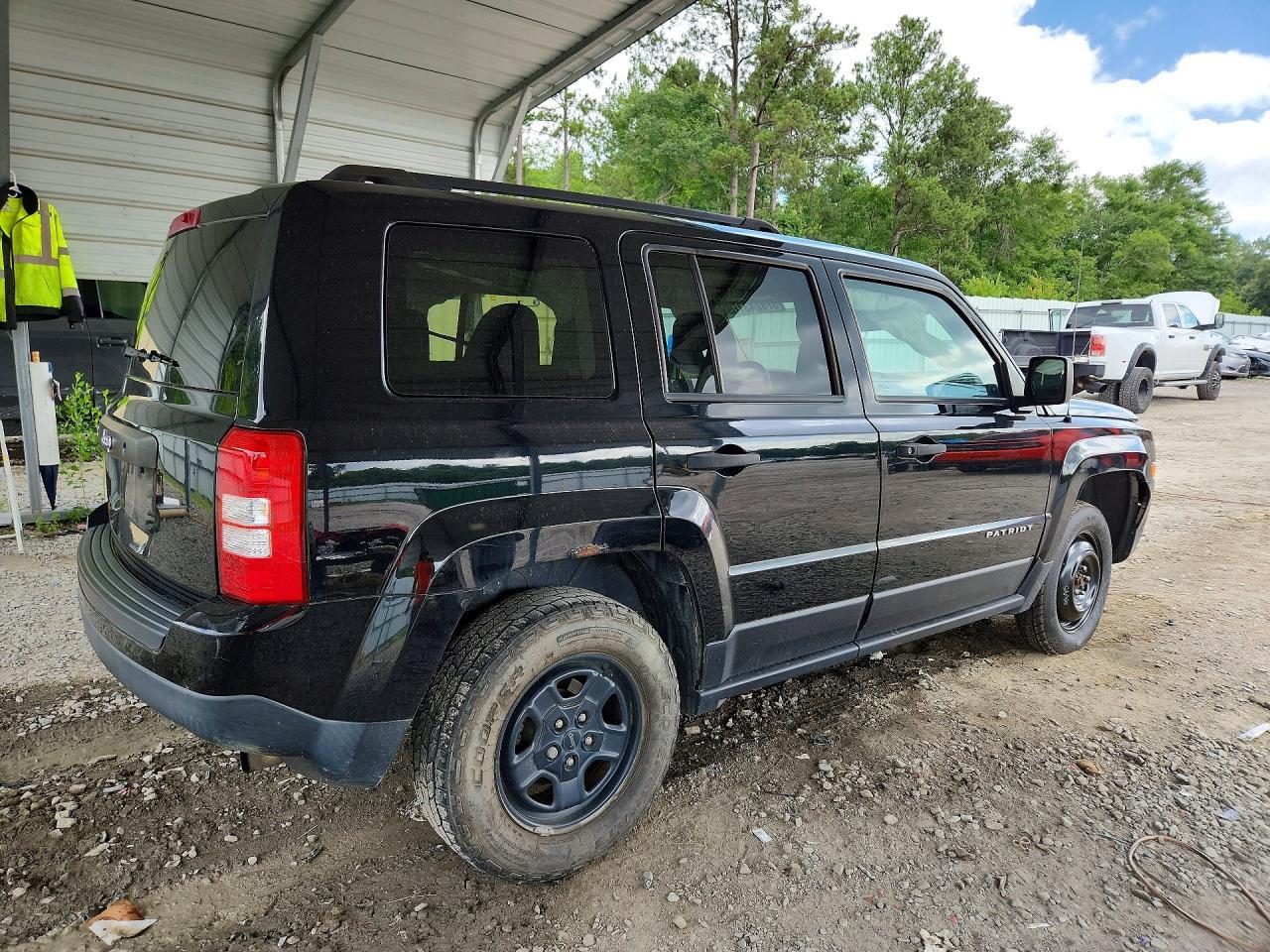 2016 Jeep Patriot Sport - Фото 3