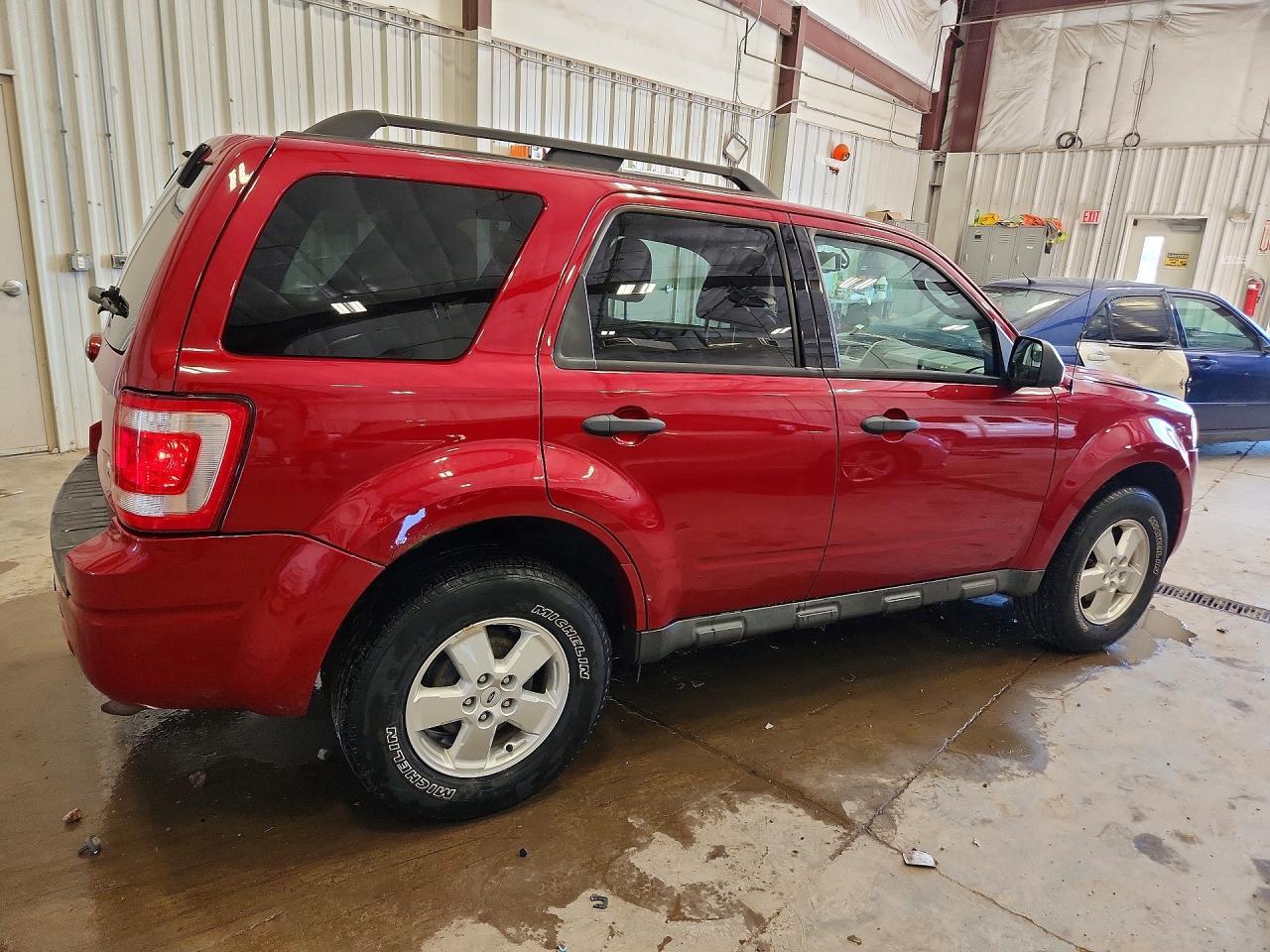2010 Ford Escape Xlt - Фото 3