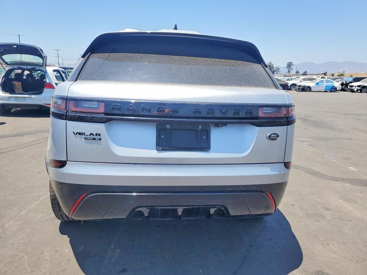 2019 Land Rover Range Rover Velar R-Dynamic Se - Image 6