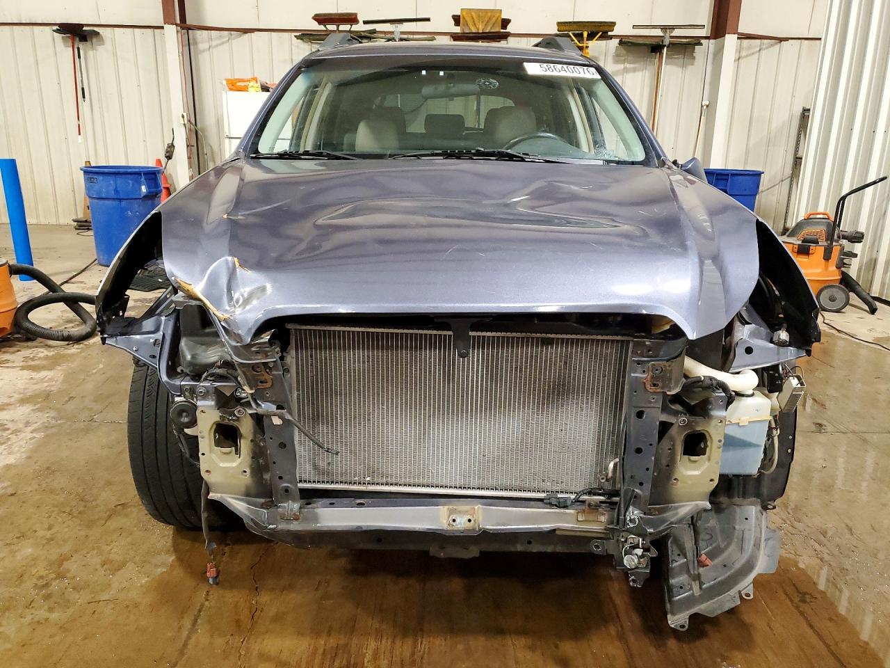 2014 Subaru Outback 3.6R Limited - Image 5
