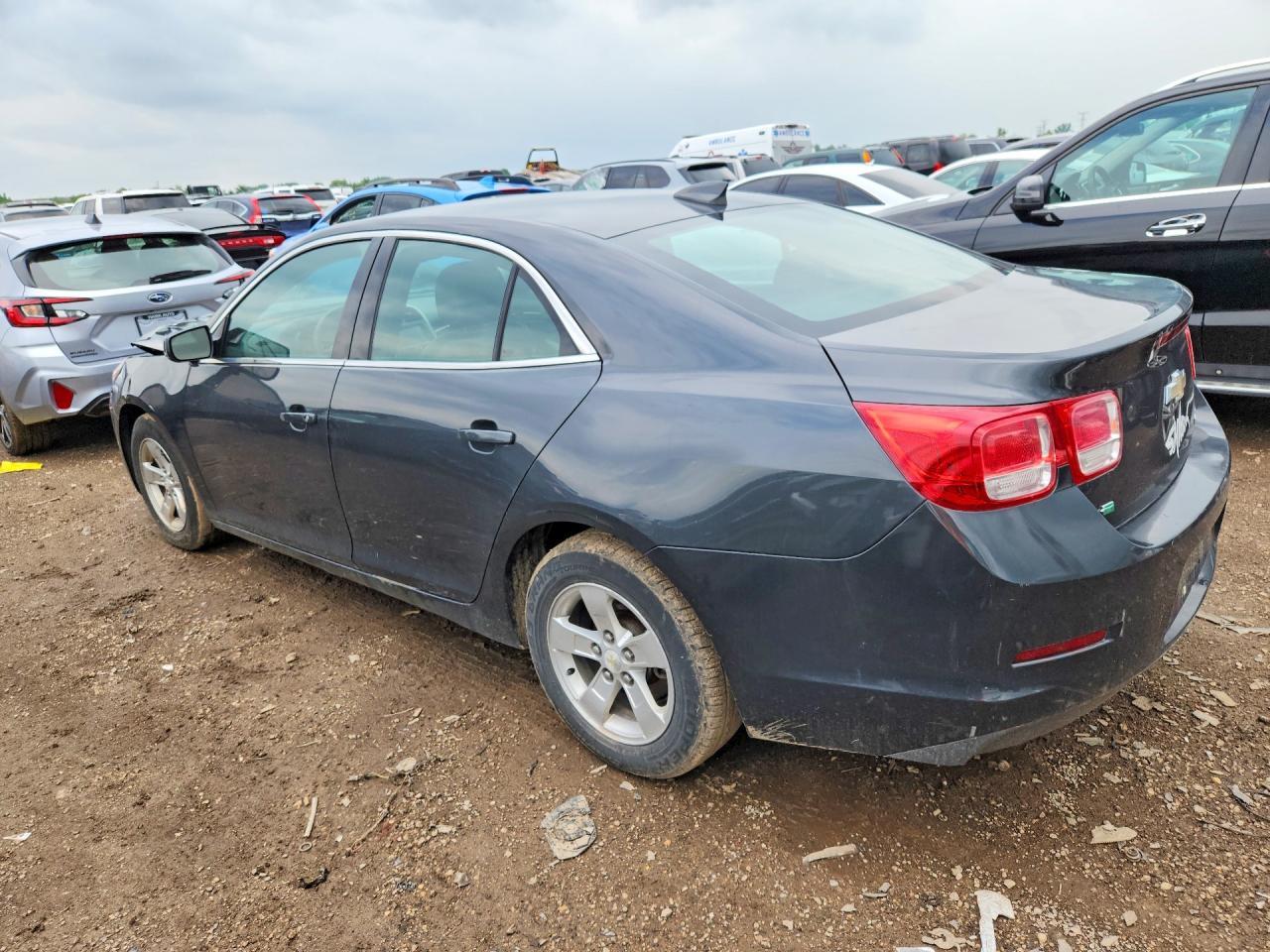 2015 Chevrolet Malibu 1Lt - Фото 2