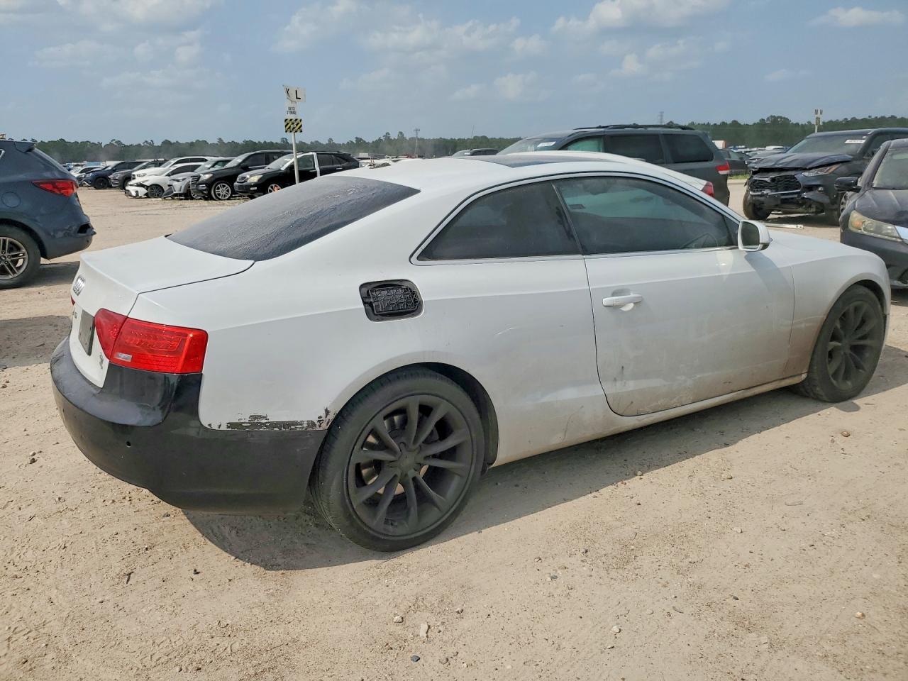2014 Audi A5 Premium Plus - Фото 3