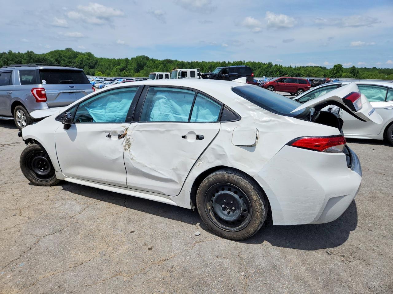 2021 Toyota Corolla Le - Фото 2