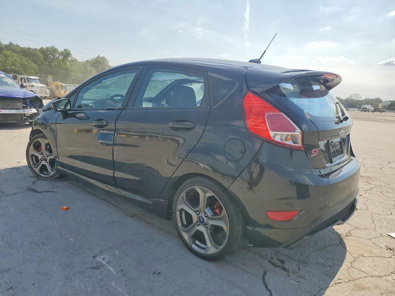 2014 Ford Fiesta St - Фото 2