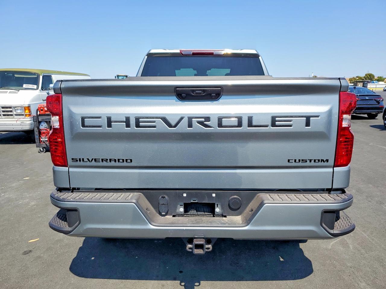2026 Chevrolet Silverado C1500 Custom - Image 6