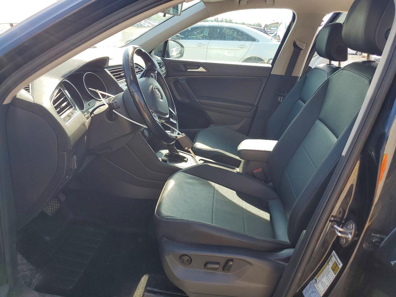 2020 Volkswagen Tiguan Se - Фото 7