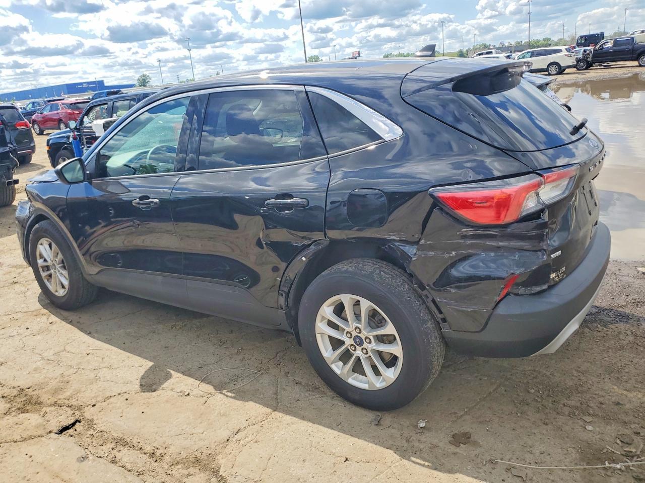 2022 Ford Escape Se - Image 2