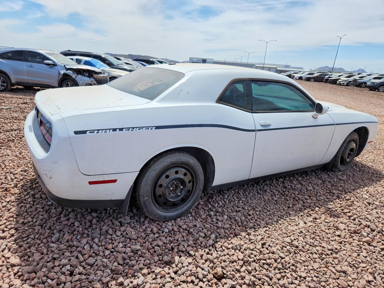 2016 Dodge Challenger Sxt - Image 3