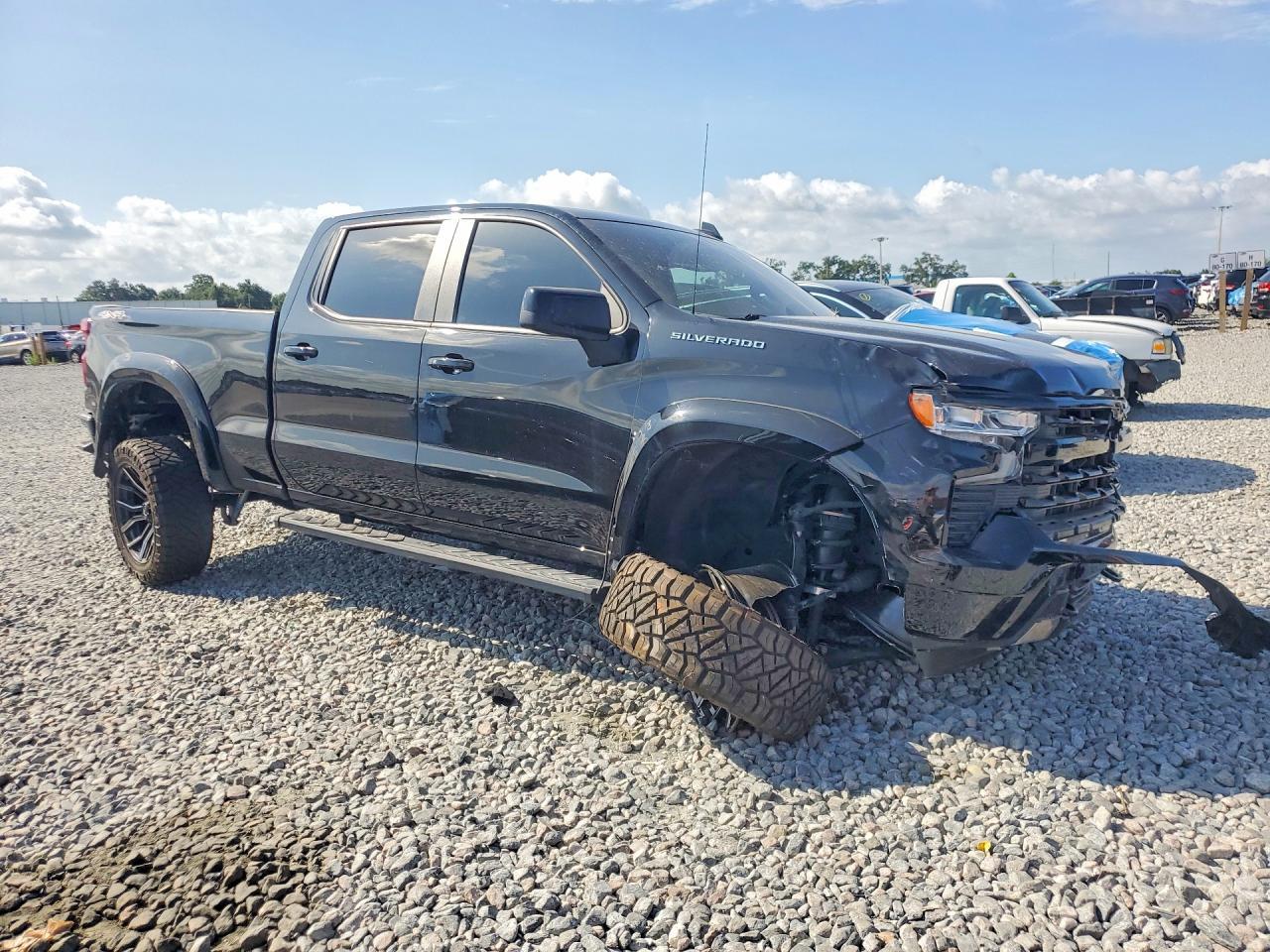 2025 Chevrolet Silverado K1500 Rst - Image 4