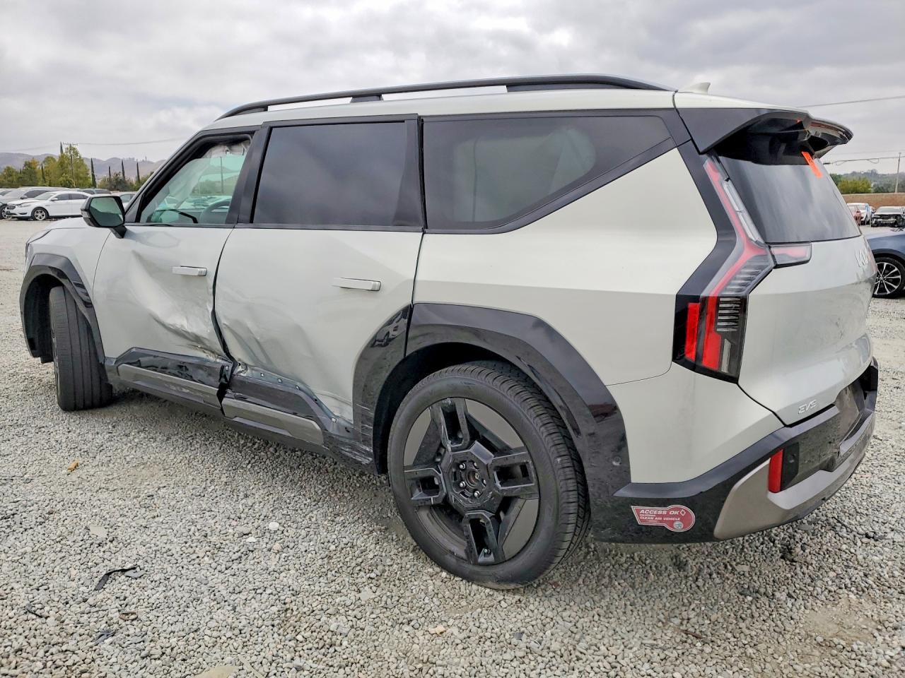 2024 Kia Ev9 Gt Line - Фото 2
