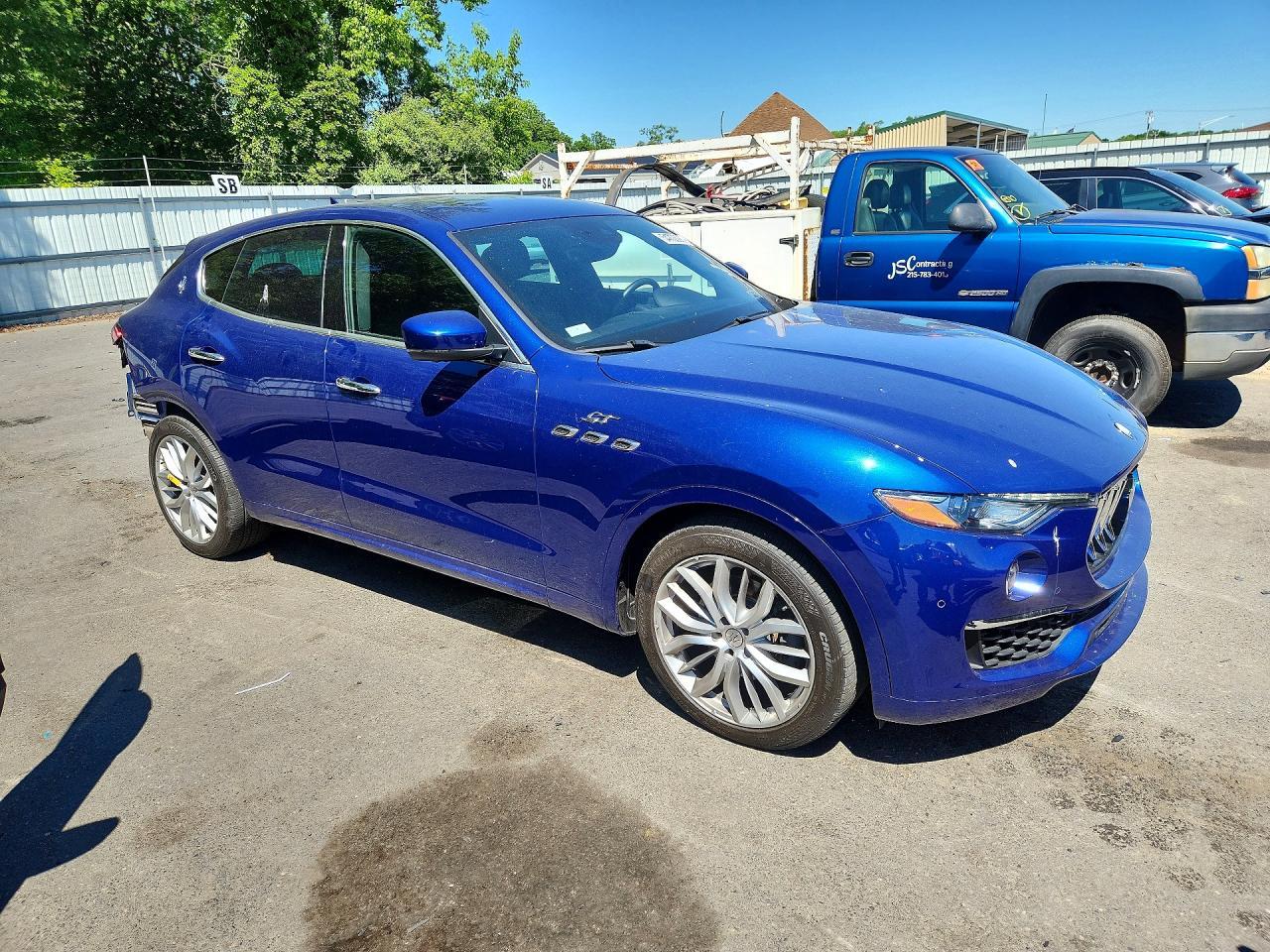 2022 Maserati Levante Base - Image 4