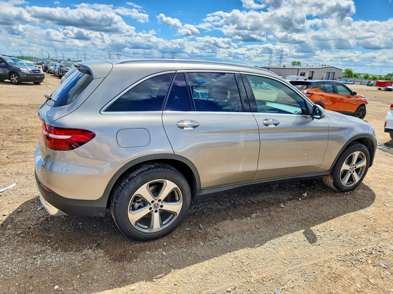 2019 Mercedes-Benz Glc 300 4Matic - Image 3