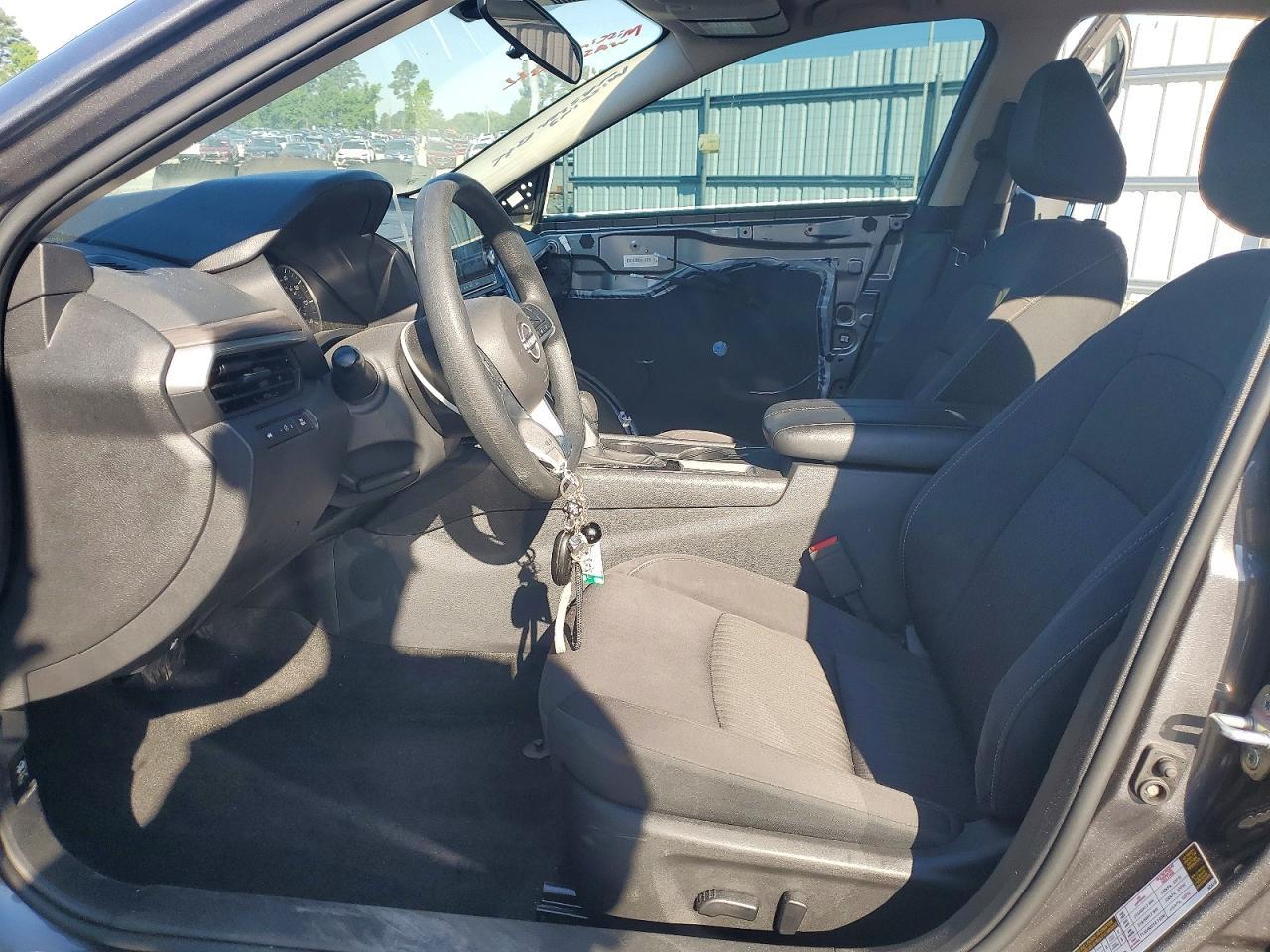 2025 Nissan Altima Sv - Image 7