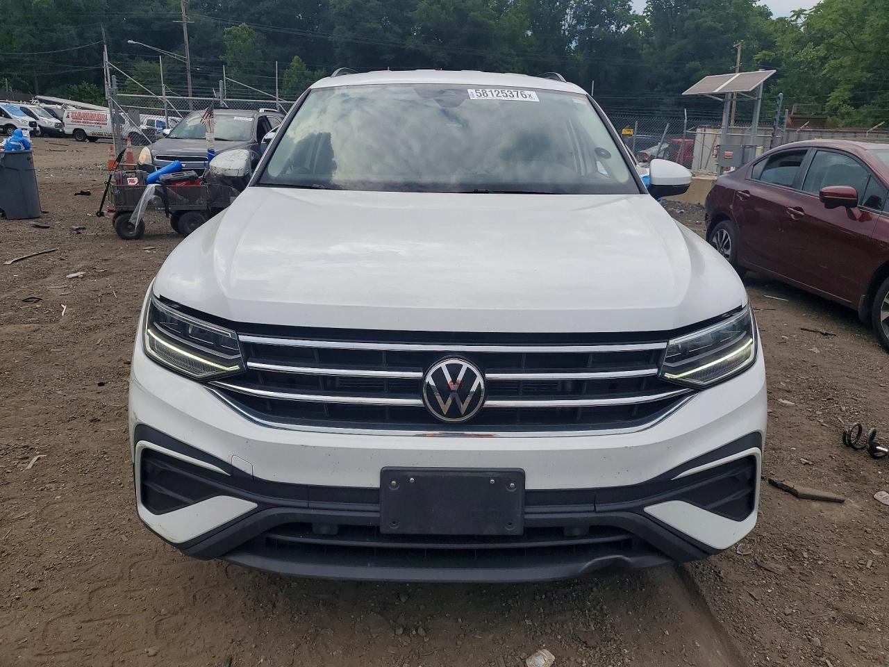 2023 Volkswagen Tiguan S - Фото 5