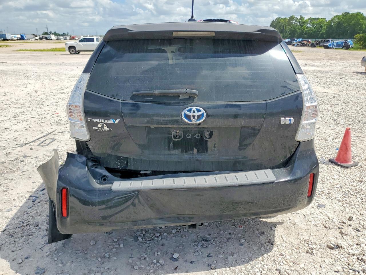 2012 Toyota Prius V Five - Фото 6