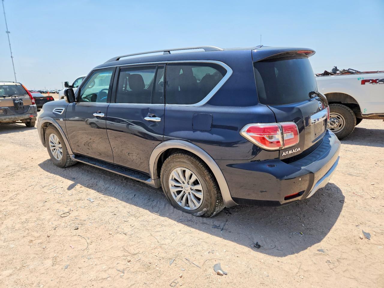 2017 Nissan Armada Sv - Фото 2