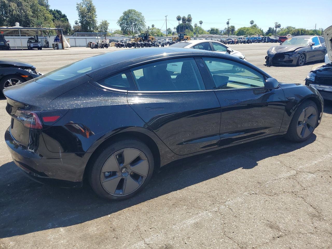 2021 Tesla Model 3 - Image 3