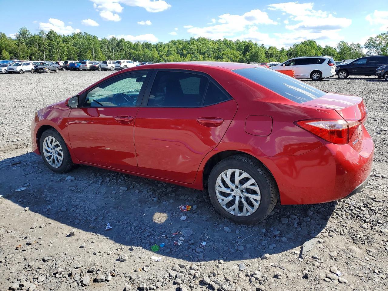2017 Toyota Corolla Le - Фото 2