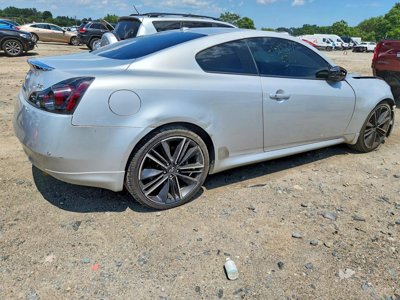 2012 Infiniti G37 Coupe X - Image 3