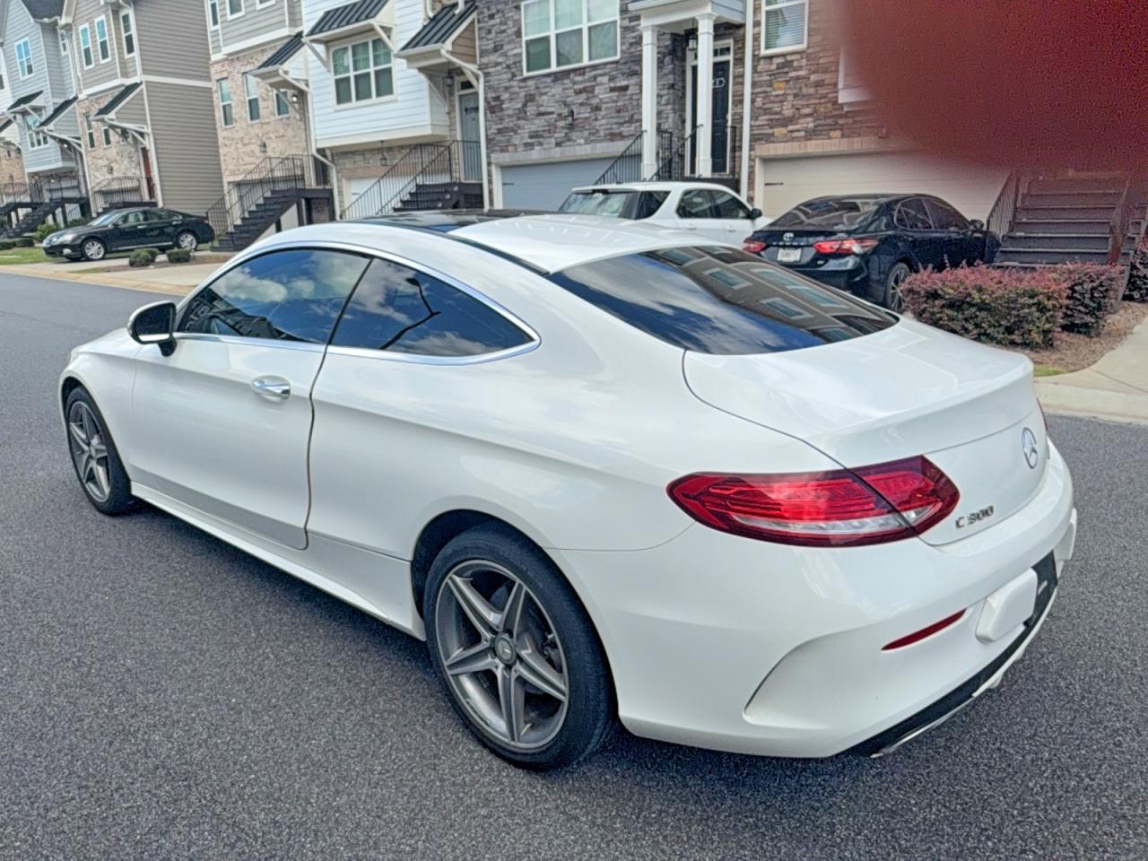 2017 Mercedes-Benz C 300 4Matic - Фото 3