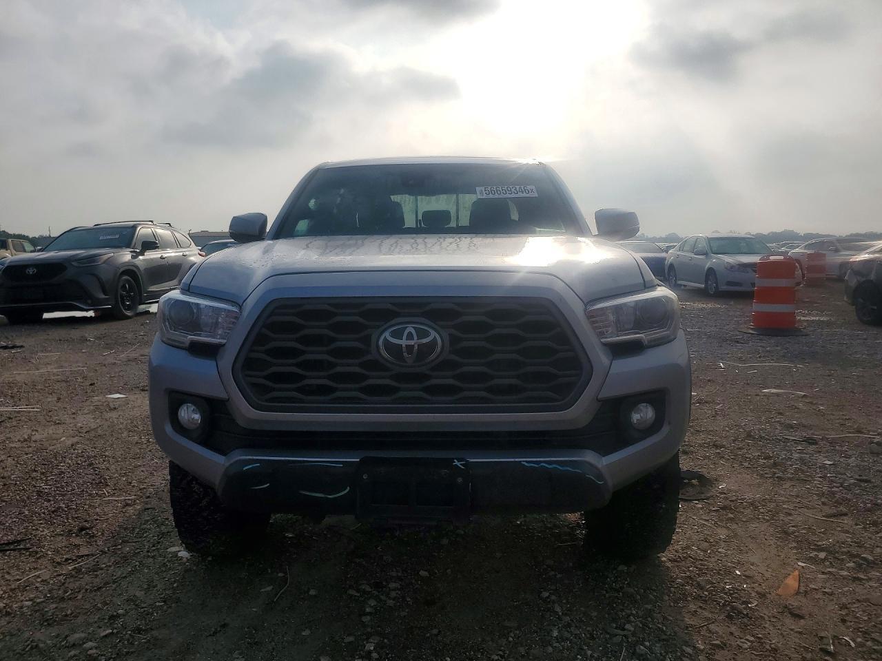 2021 Toyota Tacoma Trd Off-Road - Image 5