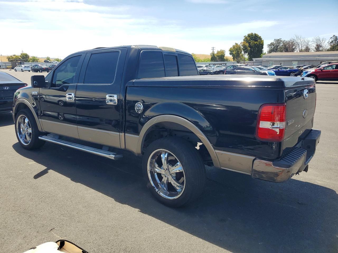 2005 Ford F150 Supercrew - Image 2