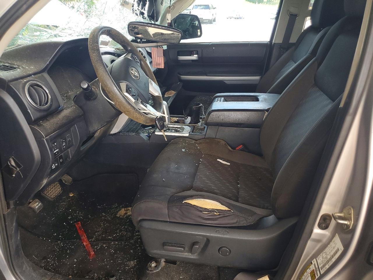 2018 Toyota Tundra Sr5 - Image 7