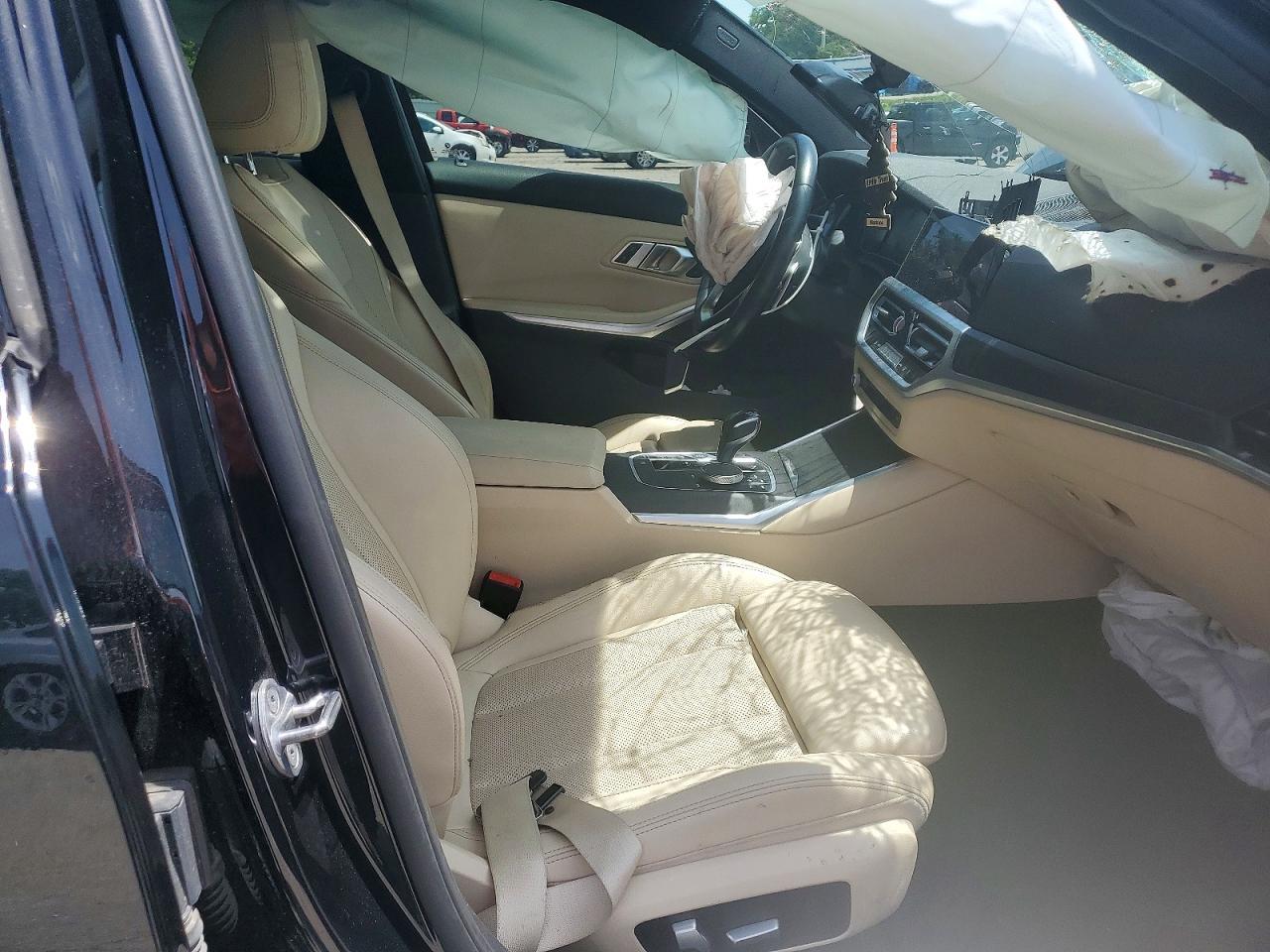 2022 BMW 330I - Image 7