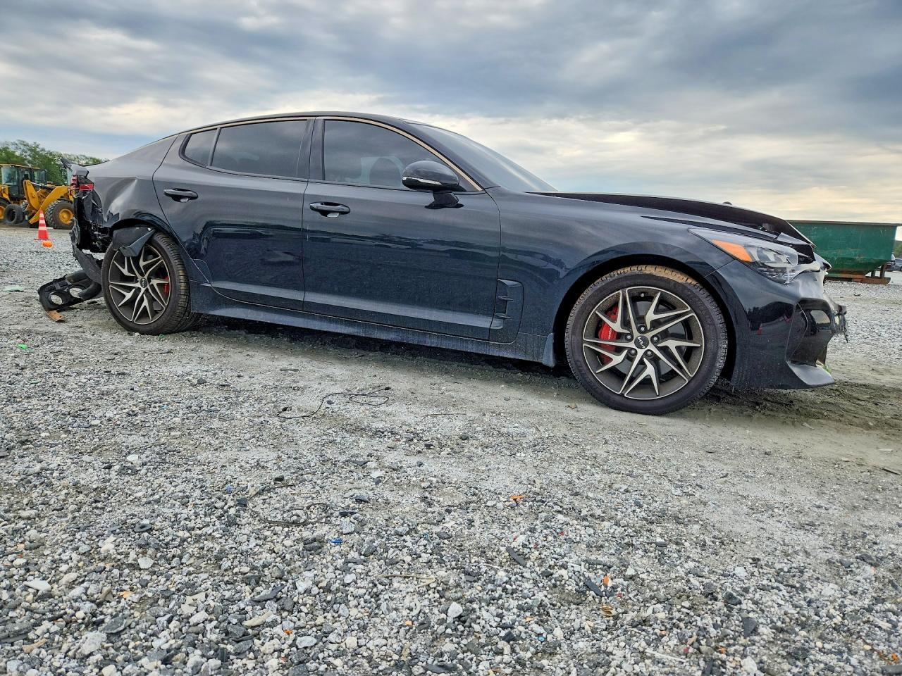 2023 Kia Stinger Gt Line - Image 4