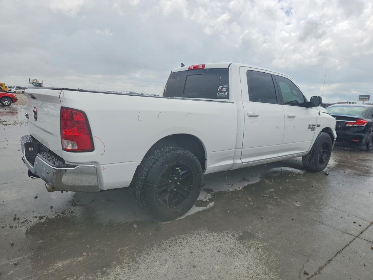 2019 Ram 1500 Classic Slt - Image 3