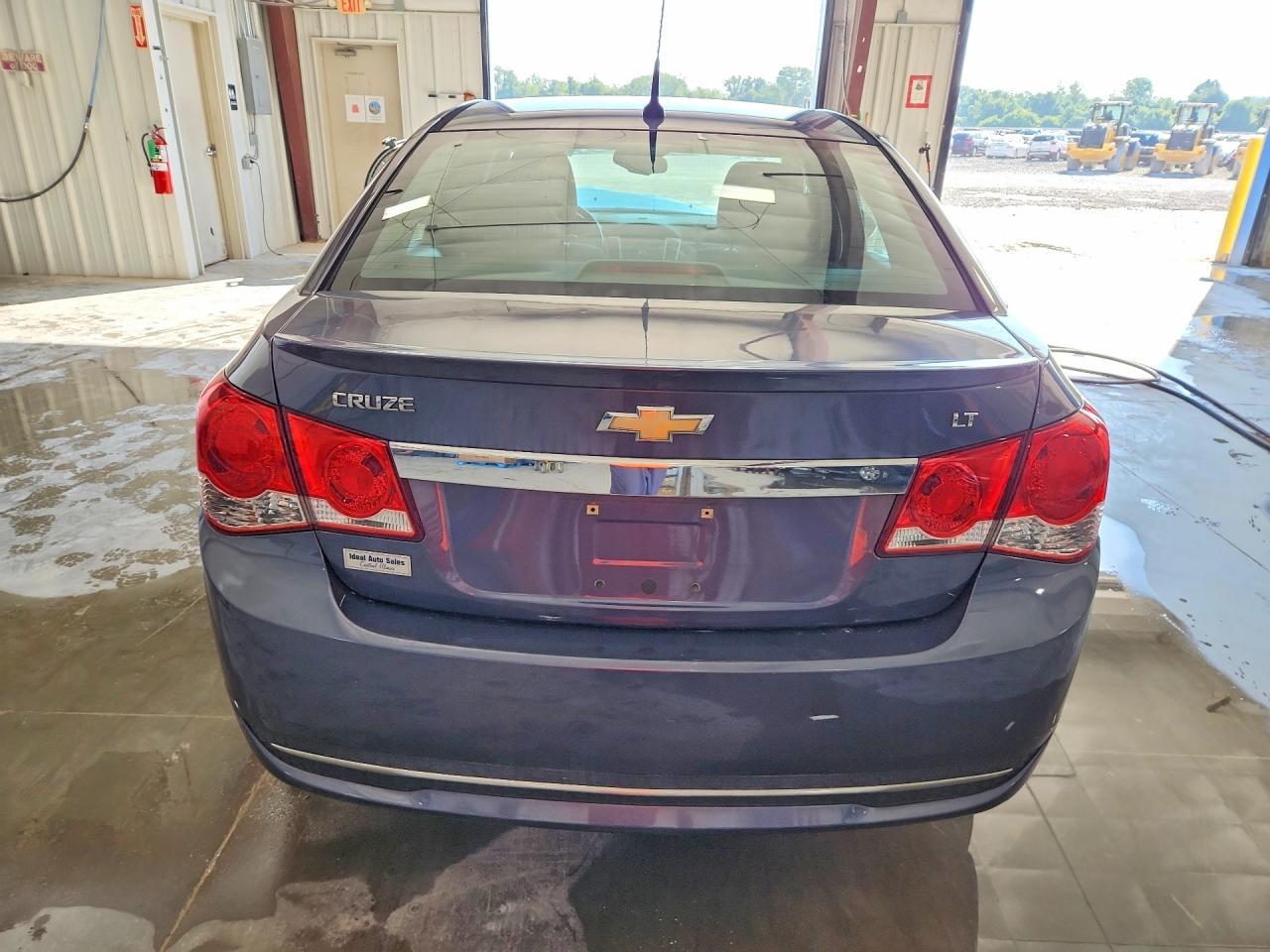 2013 Chevrolet Cruze Lt - Image 6