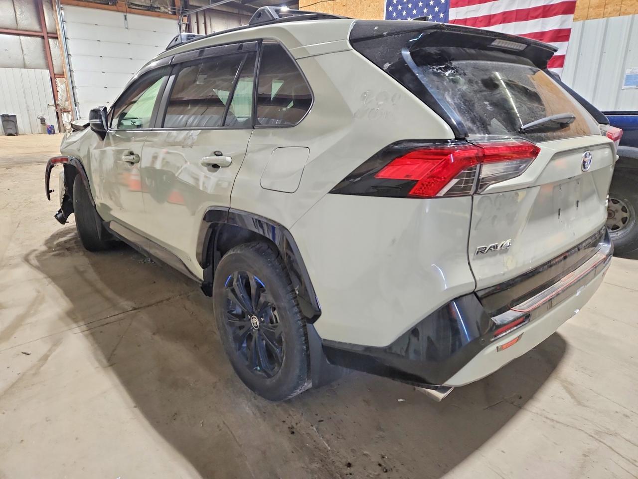 2023 Toyota Rav4 Hybrid Xse - Image 2